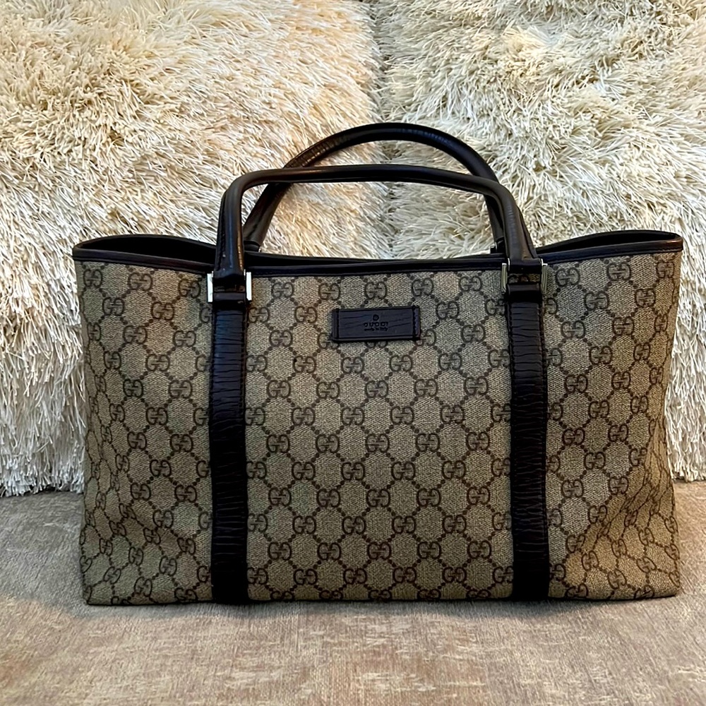 🔥FINAL PRICE DROP🔥AUTHENTIC GUCCI GG SUPREME CANVAS/LEATHER BAG•EXCELLENT